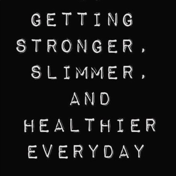 Meet your Posh Ambassador, Shel 💜 - Picture 9 of 10